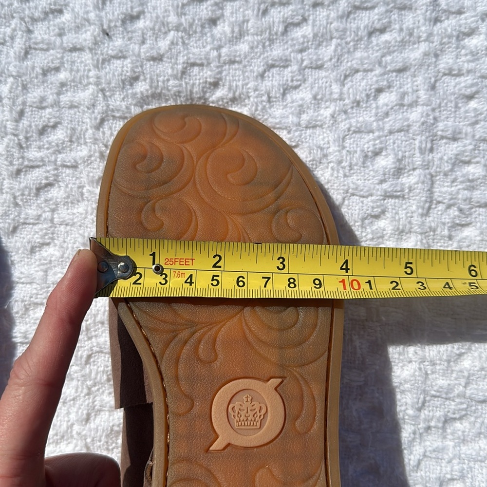 Born wrapped sandal taupe gold shimmer NEW - Picture 14 of 14